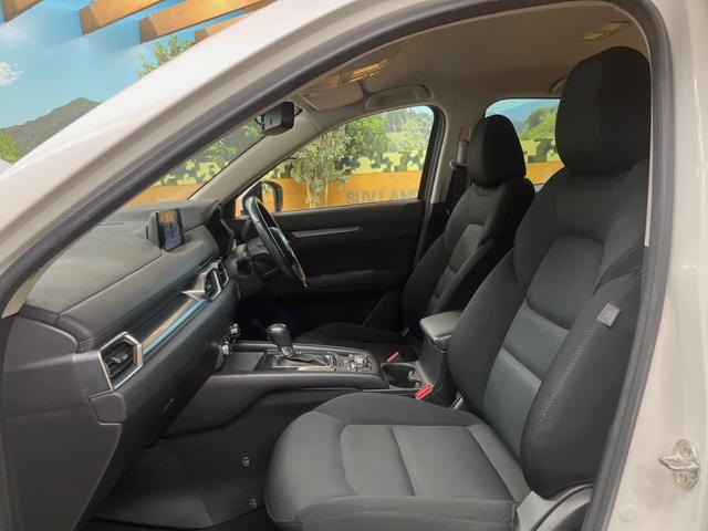 ＣＸ－５ ＸＤ　ターボ　マツダコネクトナビ　サイド・バックカメラ　衝突軽減　クルーズコントロール　ＬＥＤヘッド　純正１９インチオプションアルミ　デュアルオートエアコン　オートブレーキホールド　スマートキー　ＥＴＣ（21枚目）