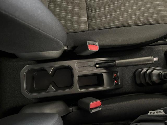 ジムニーシエラ ＪＣ　４ＷＤ　禁煙車　９型大画面ナビ　セーフティーサポート　クルーズコントロール　シートヒーター　ダウンヒルアシスト　ＬＥＤヘッドランプ　ＥＴＣ　オートハイビーム　純正１５インチアルミ　革巻きステアリング（44枚目）