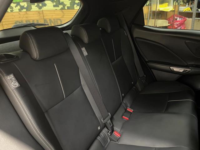 ＬＢＸ リラックス　９．８型ディスプレイオーディオ　全周囲カメラ　レーダークルーズ　禁煙車　パワーバックドア　パワーシート　シートヒーター　ブラインドスポットモニター　ＬＥＤヘッド　黒革シート　ＥＴＣ（10枚目）