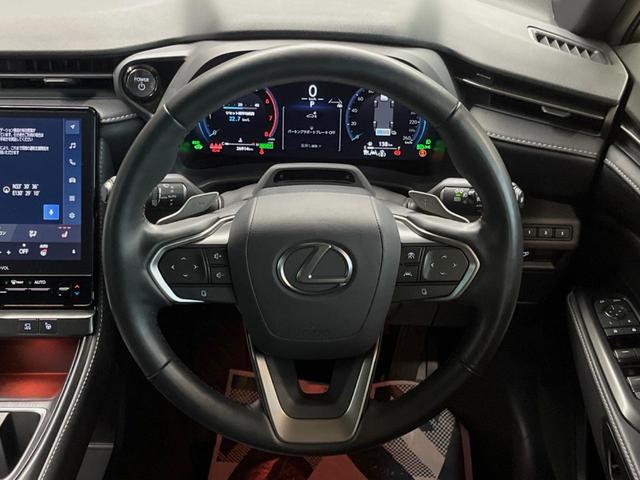 ＬＢＸ リラックス　９．８型ディスプレイオーディオ　全周囲カメラ　レーダークルーズ　禁煙車　パワーバックドア　パワーシート　シートヒーター　ブラインドスポットモニター　ＬＥＤヘッド　黒革シート　ＥＴＣ（12枚目）