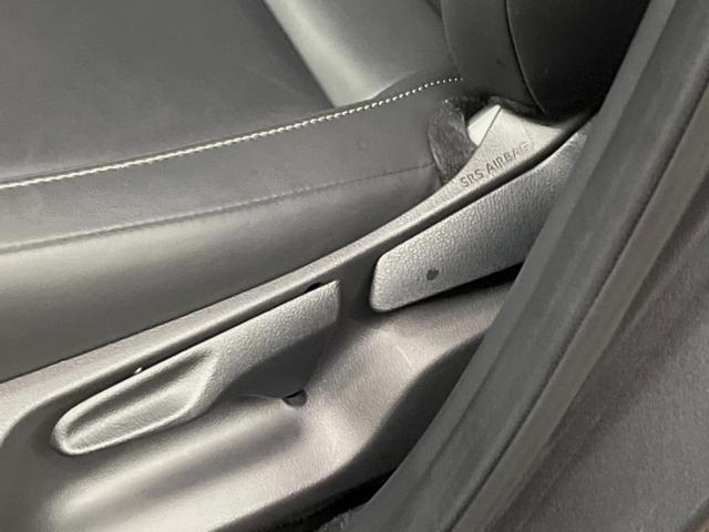 ＬＢＸ リラックス　９．８型ディスプレイオーディオ　全周囲カメラ　レーダークルーズ　禁煙車　パワーバックドア　パワーシート　シートヒーター　ブラインドスポットモニター　ＬＥＤヘッド　黒革シート　ＥＴＣ（22枚目）