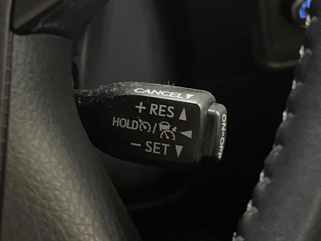 �y���[�_�[�N���[�Y�R���g���[���z�������H�ł̒��������s���y�ɁI�I�����ő��x��ۂN���[�Y�R���g���[�����A�Փˌy���V�X�e���ƘA�g���A�O���̎ԗ������m���ĎԊԂ�ۂ悤�ɑ��x���߂��Ă���܂��I�I