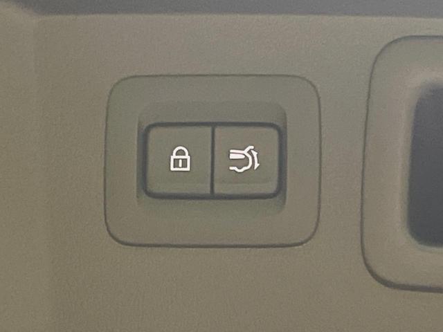 ＣＸ－６０ ＸＤ－ハイブリッド　プレミアムスポーツ　サンルーフ　４ＷＤ　ディーゼル　１２．３型マツダコネクトナビ　全周囲カメラ　レーダークルーズ　ＢＯＳＥサウンド　禁煙車　シートベンチレーション　パワーバックドア　シートメモリー　ＬＥＤヘッド　ＥＴＣ（8枚目）