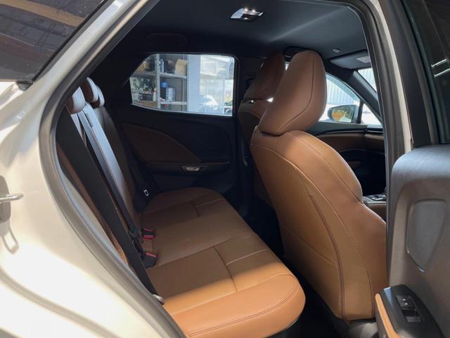 ＬＢＸ リラックス　９．８型ディスプレイオーディオ　全周囲カメラ　レーダークルーズ　禁煙車　シートヒーター　ブラインドスポットモニター　茶内装　ＬＥＤヘッド　パワーバックドア　パワーシート　ＥＴＣ　１８インチアルミ（10枚目）