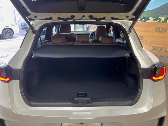 ＬＢＸ リラックス　９．８型ディスプレイオーディオ　全周囲カメラ　レーダークルーズ　禁煙車　シートヒーター　ブラインドスポットモニター　茶内装　ＬＥＤヘッド　パワーバックドア　パワーシート　ＥＴＣ　１８インチアルミ（11枚目）