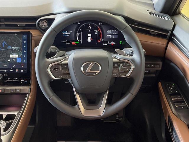 ＬＢＸ リラックス　９．８型ディスプレイオーディオ　全周囲カメラ　レーダークルーズ　禁煙車　シートヒーター　ブラインドスポットモニター　茶内装　ＬＥＤヘッド　パワーバックドア　パワーシート　ＥＴＣ　１８インチアルミ（13枚目）