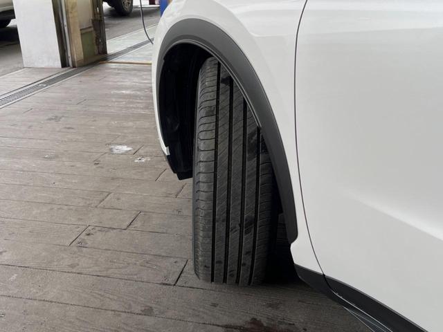 ＬＢＸ リラックス　９．８型ディスプレイオーディオ　全周囲カメラ　レーダークルーズ　禁煙車　シートヒーター　ブラインドスポットモニター　茶内装　ＬＥＤヘッド　パワーバックドア　パワーシート　ＥＴＣ　１８インチアルミ（24枚目）