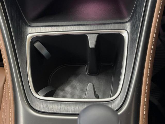 ＬＢＸ リラックス　９．８型ディスプレイオーディオ　全周囲カメラ　レーダークルーズ　禁煙車　シートヒーター　ブラインドスポットモニター　茶内装　ＬＥＤヘッド　パワーバックドア　パワーシート　ＥＴＣ　１８インチアルミ（44枚目）