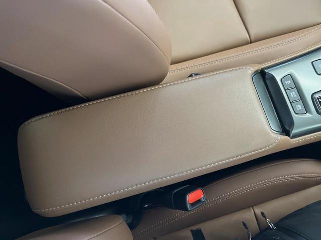 ＬＢＸ リラックス　９．８型ディスプレイオーディオ　全周囲カメラ　レーダークルーズ　禁煙車　シートヒーター　ブラインドスポットモニター　茶内装　ＬＥＤヘッド　パワーバックドア　パワーシート　ＥＴＣ　１８インチアルミ（46枚目）