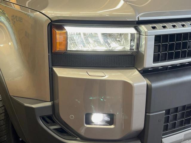 ランドクルーザー２５０ ＶＸ　１２．３インチディスプレイオーディオ　ブラインドスポットモニター　全周囲カメラ　サンルーフ　黒革シート　純正１８インチアルミ　パワーバックドア　レーダークルーズ　デジタルインナーミラー　シートヒーター（12枚目）