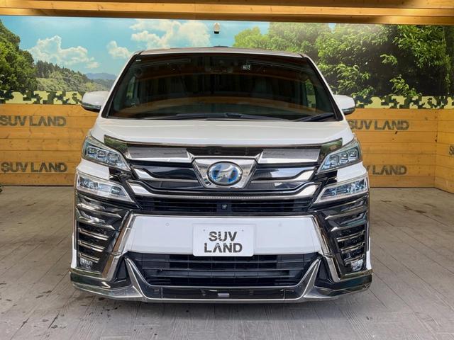 ヴェルファイアハイブリッド エグゼクティブラウンジＺ　モデリスタエアロ　サンルーフ　９インチメーカーナビ　全周囲カメラ　セーフティセンス　レーダークルーズ　両側パワスラ　革シート　フリップダウン　デジタルインナーミラー　シーケンシャルターンランフ　ＥＴＣ（14枚目）