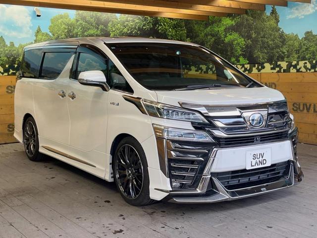 ヴェルファイアハイブリッド エグゼクティブラウンジＺ　モデリスタエアロ　サンルーフ　９インチメーカーナビ　全周囲カメラ　セーフティセンス　レーダークルーズ　両側パワスラ　革シート　フリップダウン　デジタルインナーミラー　シーケンシャルターンランフ　ＥＴＣ（16枚目）