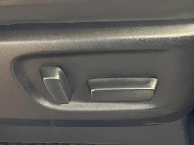 ヴェルファイアハイブリッド エグゼクティブラウンジＺ　モデリスタエアロ　サンルーフ　９インチメーカーナビ　全周囲カメラ　セーフティセンス　レーダークルーズ　両側パワスラ　革シート　フリップダウン　デジタルインナーミラー　シーケンシャルターンランフ　ＥＴＣ（32枚目）