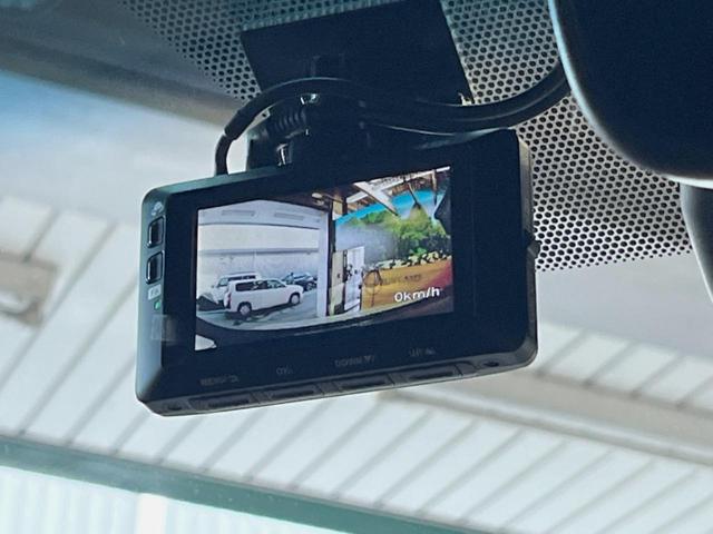 ヴェルファイアハイブリッド エグゼクティブラウンジＺ　モデリスタエアロ　サンルーフ　９インチメーカーナビ　全周囲カメラ　セーフティセンス　レーダークルーズ　両側パワスラ　革シート　フリップダウン　デジタルインナーミラー　シーケンシャルターンランフ　ＥＴＣ（49枚目）