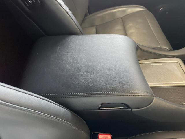 ヴェルファイアハイブリッド エグゼクティブラウンジＺ　モデリスタエアロ　サンルーフ　９インチメーカーナビ　全周囲カメラ　セーフティセンス　レーダークルーズ　両側パワスラ　革シート　フリップダウン　デジタルインナーミラー　シーケンシャルターンランフ　ＥＴＣ（55枚目）