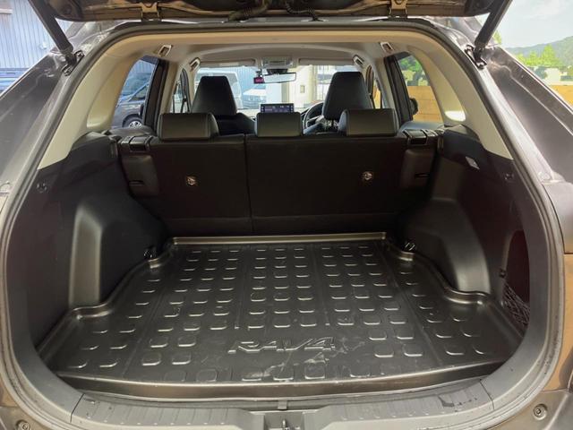 RAV4 G 9インチディスプレイオーディオ 全周囲カメラ セーフティセンス レーダークルーズ ブラインドスポットモニター シートヒーター 合皮シート LEDヘッド パワーバックドア 18インチアルミ スマートキー(11枚目)