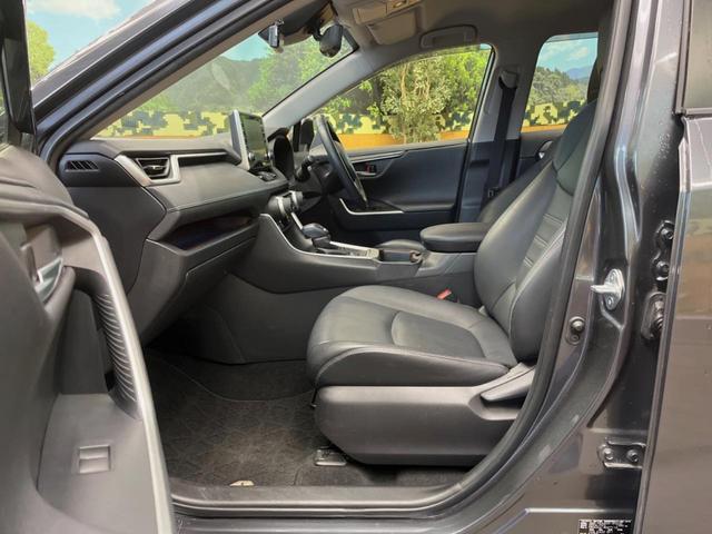 RAV4 G 9インチディスプレイオーディオ 全周囲カメラ セーフティセンス レーダークルーズ ブラインドスポットモニター シートヒーター 合皮シート LEDヘッド パワーバックドア 18インチアルミ スマートキー(26枚目)