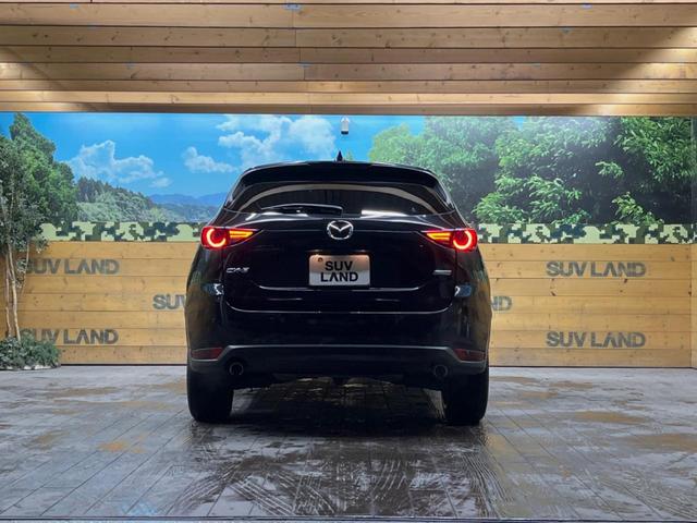 ＣＸ－５ ＸＤ　プロアクティブ　ディーゼル　マツダコネクトナビ　バックカメラ　レーダークルーズ　禁煙車　ブラインドスポットモニター　ＬＥＤヘッド　ＥＴＣ　クリアランスソナー　オートハイビーム　１８インチアルミ　革巻きステアリング（15枚目）