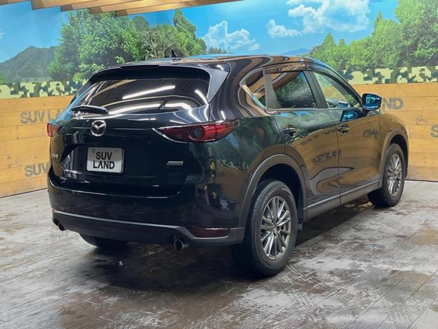ＣＸ－５ ＸＤ　プロアクティブ　ディーゼル　マツダコネクトナビ　バックカメラ　レーダークルーズ　禁煙車　ブラインドスポットモニター　ＬＥＤヘッド　ＥＴＣ　クリアランスソナー　オートハイビーム　１８インチアルミ　革巻きステアリング（16枚目）