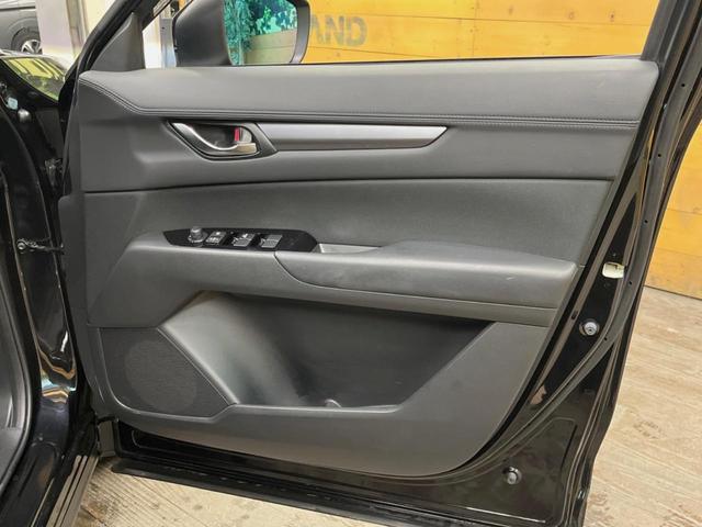 ＣＸ－５ ＸＤ　プロアクティブ　ディーゼル　マツダコネクトナビ　バックカメラ　レーダークルーズ　禁煙車　ブラインドスポットモニター　ＬＥＤヘッド　ＥＴＣ　クリアランスソナー　オートハイビーム　１８インチアルミ　革巻きステアリング（33枚目）