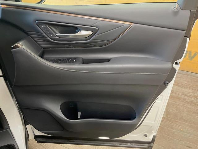 アルファードハイブリッド Z 左右独立ムーンルーフ 14インチディスプレイオーディオ 全周囲カメラ フリップダウン セーフティセンス レーダークルーズ 両側パワスラ ブラインドスポットモニター 合皮シート 18インチアルミ ETC(30枚目)