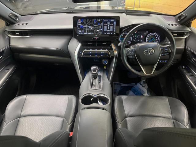 ハリアーハイブリッド Ｚ　レザーパッケージ　調光パノラマルーフ　１２．３インチメーカーナビ　全周囲カメラ　セーフティセンス　レーダークルーズ　ブラインドスポットモニター　黒革シート　ハンズフリーパワーバックドア　シートベンチレーション　ＥＴＣ（2枚目）