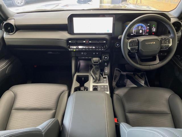 ランドクルーザー２５０ ＶＸ　４ＷＤ　ディーゼル　サンルーフ　１２．３型ディスプレイオーディオ　全周囲カメラ　レーダークルーズ　デジタルインナーミラー　ブラインドスポットモニター　パワーバックドア　シートベンチレーション　ＥＴＣ（2枚目）