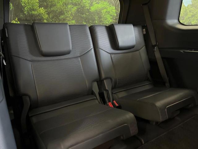 ランドクルーザー２５０ ＶＸ　４ＷＤ　ディーゼル　サンルーフ　１２．３型ディスプレイオーディオ　全周囲カメラ　レーダークルーズ　デジタルインナーミラー　ブラインドスポットモニター　パワーバックドア　シートベンチレーション　ＥＴＣ（12枚目）