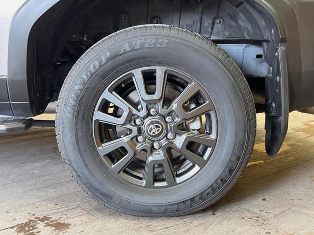 ランドクルーザー２５０ ＶＸ　４ＷＤ　ディーゼル　サンルーフ　１２．３型ディスプレイオーディオ　全周囲カメラ　レーダークルーズ　デジタルインナーミラー　ブラインドスポットモニター　パワーバックドア　シートベンチレーション　ＥＴＣ（16枚目）