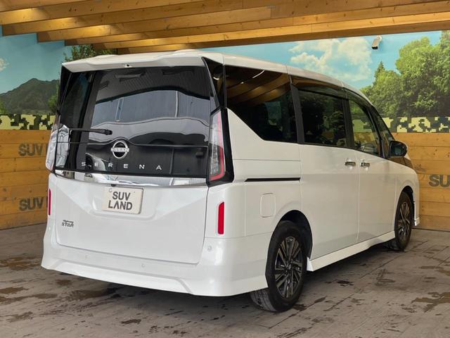 セレナ ハイウェイスターV 12.3型ディスプレイオーディオ 全周囲カメラ プロパイロット 禁煙車 両側電動スライドドア デジタルインナーミラー LEDヘッド ETC クリアランスソナー 16インチアルミ 革巻きステアリング(18枚目)