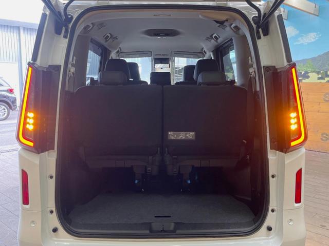 セレナ ハイウェイスターV 12.3型ディスプレイオーディオ 全周囲カメラ プロパイロット 禁煙車 両側電動スライドドア デジタルインナーミラー LEDヘッド ETC クリアランスソナー 16インチアルミ 革巻きステアリング(22枚目)