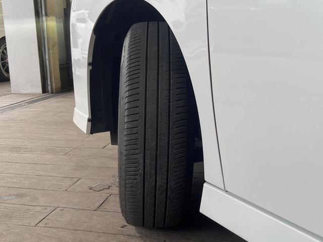 セレナ ハイウェイスターV 12.3型ディスプレイオーディオ 全周囲カメラ プロパイロット 禁煙車 両側電動スライドドア デジタルインナーミラー LEDヘッド ETC クリアランスソナー 16インチアルミ 革巻きステアリング(26枚目)