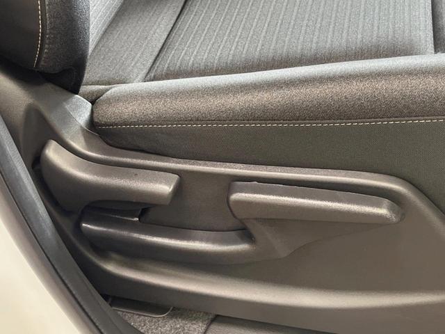 セレナ ハイウェイスターV 12.3型ディスプレイオーディオ 全周囲カメラ プロパイロット 禁煙車 両側電動スライドドア デジタルインナーミラー LEDヘッド ETC クリアランスソナー 16インチアルミ 革巻きステアリング(30枚目)