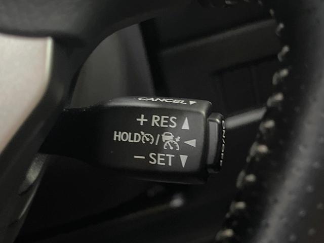 �y���[�_�[�N���[�Y�R���g���[���z�������H�ł̒��������s���y�ɁI�I�����ő��x��ۂN���[�Y�R���g���[�����A�Փˌy���V�X�e���ƘA�g���A�O���̎ԗ������m���ĎԊԂ�ۂ悤�ɑ��x���߂��Ă���܂��I�I