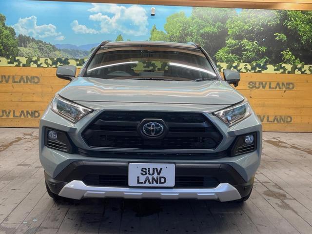 ＲＡＶ４ アドベンチャー　ＢＩＧ－Ｘ９インチナビ　セーフティセンス　ブラインドスポットモニター　バックカメラ　合皮シート　パワーシート　純正１９インチアルミ　ＬＥＤヘッド　デュアルオートエアコン　ダウンヒルアシスト　ＥＴＣ（14枚目）