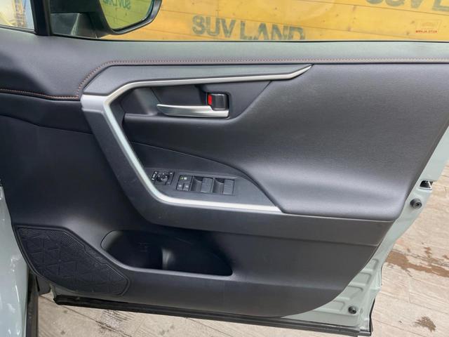 ＲＡＶ４ アドベンチャー　ＢＩＧ－Ｘ９インチナビ　セーフティセンス　ブラインドスポットモニター　バックカメラ　合皮シート　パワーシート　純正１９インチアルミ　ＬＥＤヘッド　デュアルオートエアコン　ダウンヒルアシスト　ＥＴＣ（26枚目）