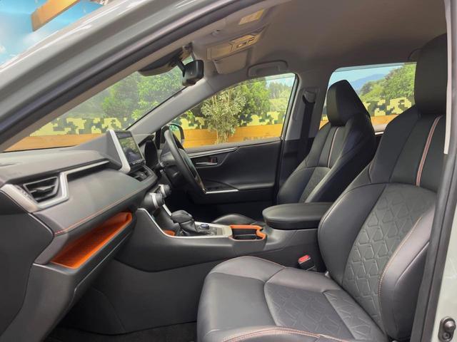 ＲＡＶ４ アドベンチャー　ＢＩＧ－Ｘ９インチナビ　セーフティセンス　ブラインドスポットモニター　バックカメラ　合皮シート　パワーシート　純正１９インチアルミ　ＬＥＤヘッド　デュアルオートエアコン　ダウンヒルアシスト　ＥＴＣ（33枚目）