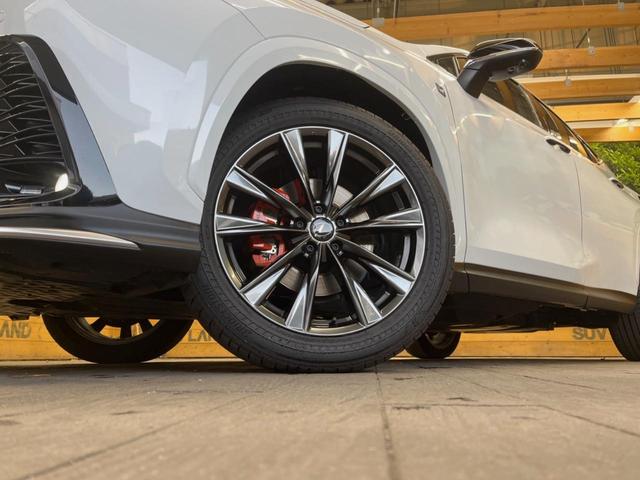 NX NX350h Fスポーツ 14インチディスプレイオーディオ 全周囲カメラ マークレビンソン プリクラッシュセーフティ レーダークルーズ デジタルインナーミラー ブラインドスポットモニター 赤革シート LEDヘッド パワーシート(13枚目)