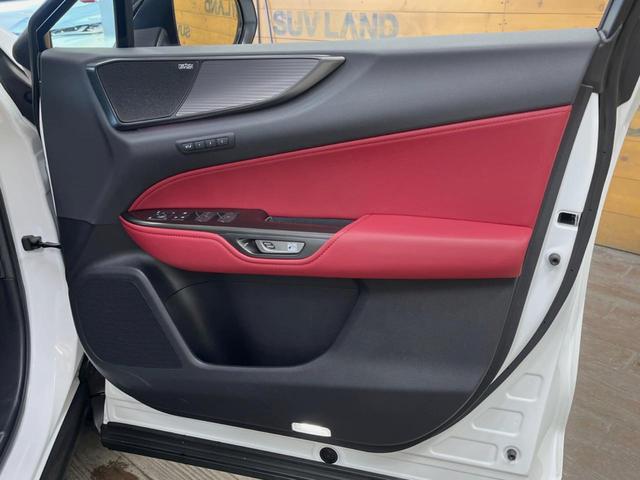 NX NX350h Fスポーツ 14インチディスプレイオーディオ 全周囲カメラ マークレビンソン プリクラッシュセーフティ レーダークルーズ デジタルインナーミラー ブラインドスポットモニター 赤革シート LEDヘッド パワーシート(34枚目)