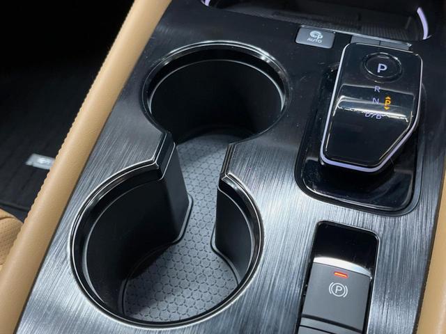 エクストレイル G e-4ORCE 12.3インチディスプレイ 全周囲カメラ プロパイロット インテリジェントエマージェンシーブレーキ デジタルインナーミラー 茶革シート ブラインドスポットモニター ハンズフリーパワーバックドア ETC(33枚目)