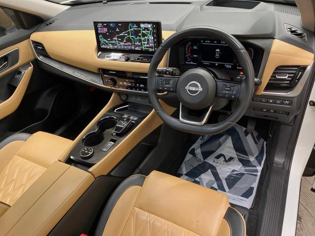 エクストレイル G e-4ORCE 12.3インチディスプレイ 全周囲カメラ プロパイロット インテリジェントエマージェンシーブレーキ デジタルインナーミラー 茶革シート ブラインドスポットモニター ハンズフリーパワーバックドア ETC(49枚目)