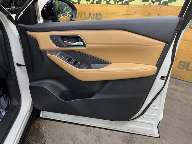 エクストレイル G e-4ORCE 12.3インチディスプレイ 全周囲カメラ プロパイロット インテリジェントエマージェンシーブレーキ デジタルインナーミラー 茶革シート ブラインドスポットモニター ハンズフリーパワーバックドア ETC(50枚目)