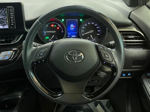 �y�����v�����X�e�A�����O�z�㎿�Ȋv���g�p���邱�ƂŁA��ɂ����������݂ƂĂ��^�]���₷���n���h���ł���