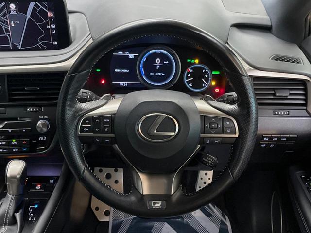 �y�����v�����X�e�A�����O�z�㎿�Ȋv���g�p���邱�ƂŁA��ɂ����������݂ƂĂ��^�]���₷���n���h���ł���