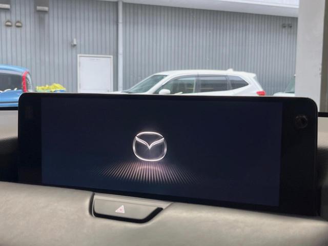 �y�P�Q�D�R�C���`�}�c�_�R�l�N�g�z�ԓ��̕��͋C�Ƀ}�b�`������^�f�B�X�v���C�B�X�}�z�ڑ��ł̃i�r�g�p��a�����������������Đ����A�l�X�ȋ@�\���y���߂܂��B�����I�ȃ_�C�������삪�\�ŁA�g��������ǍD�ł��B