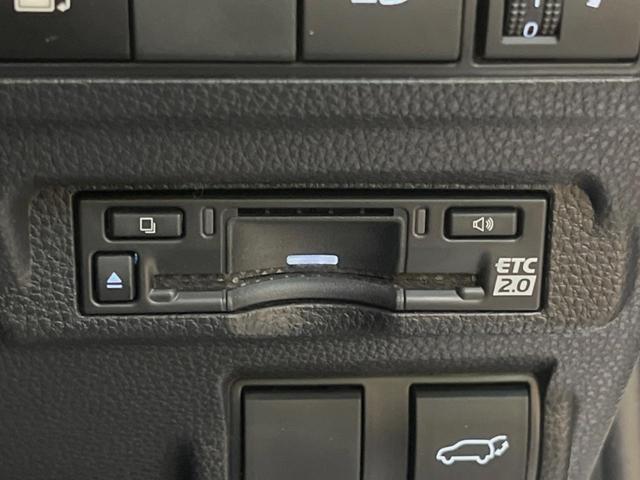 カローラクロス ハイブリッド　Ｚ　パノラマルーフ　１０．５インチディスプレイオーディオ　全周囲カメラ　セーフティセンス　レーダークルーズ　ブラインドスポットモニター　ハーフレザーシート　ハンズフリーパワーバックドア　１８インチアルミ（36枚目）