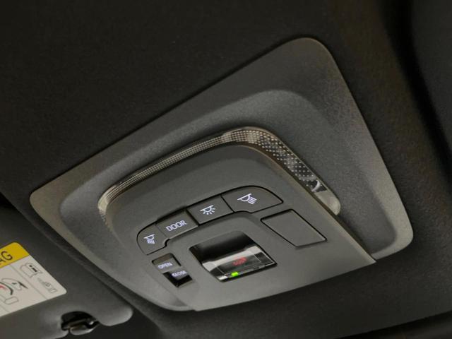 カローラクロス ハイブリッド　Ｚ　パノラマルーフ　１０．５インチディスプレイオーディオ　全周囲カメラ　セーフティセンス　レーダークルーズ　ブラインドスポットモニター　ハーフレザーシート　ハンズフリーパワーバックドア　１８インチアルミ（41枚目）