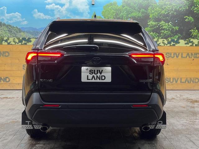 ＲＡＶ４ アドベンチャー　ＪＡＯＳエアロ　１０．５インチディスプレイオーディオ　バックカメラ　セーフティセンス　レーダークルーズ　デジタルインナーミラー　ブラインドスポットモニター　ＬＥＤヘッド　１９インチアルミ　合皮シート（15枚目）