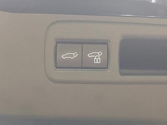 ハリアー Ｇ　バックカメラ　衝突被害軽減システム　レーダークルーズ　ブラインドスポットモニター　禁煙車　電動リアゲート　ハーフレザーシート　パワーシート　コーナーセンサー　スマートキー　ＬＥＤヘッド　ＥＴＣ２．０（7枚目）