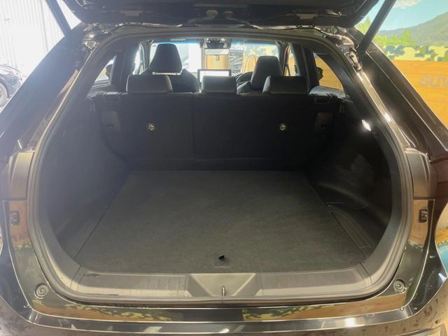 ハリアー Ｇ　バックカメラ　衝突被害軽減システム　レーダークルーズ　ブラインドスポットモニター　禁煙車　電動リアゲート　ハーフレザーシート　パワーシート　コーナーセンサー　スマートキー　ＬＥＤヘッド　ＥＴＣ２．０（11枚目）